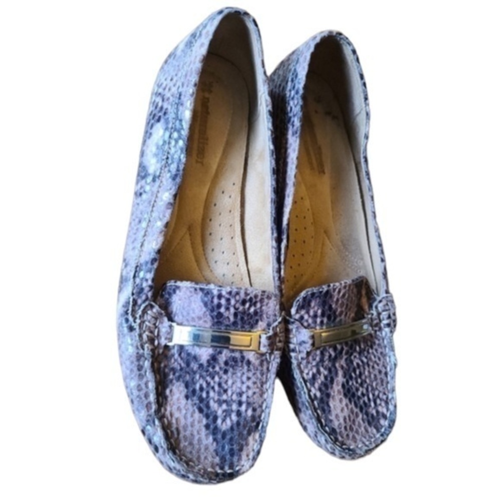 Naturalizer Comfort slip-on loafer